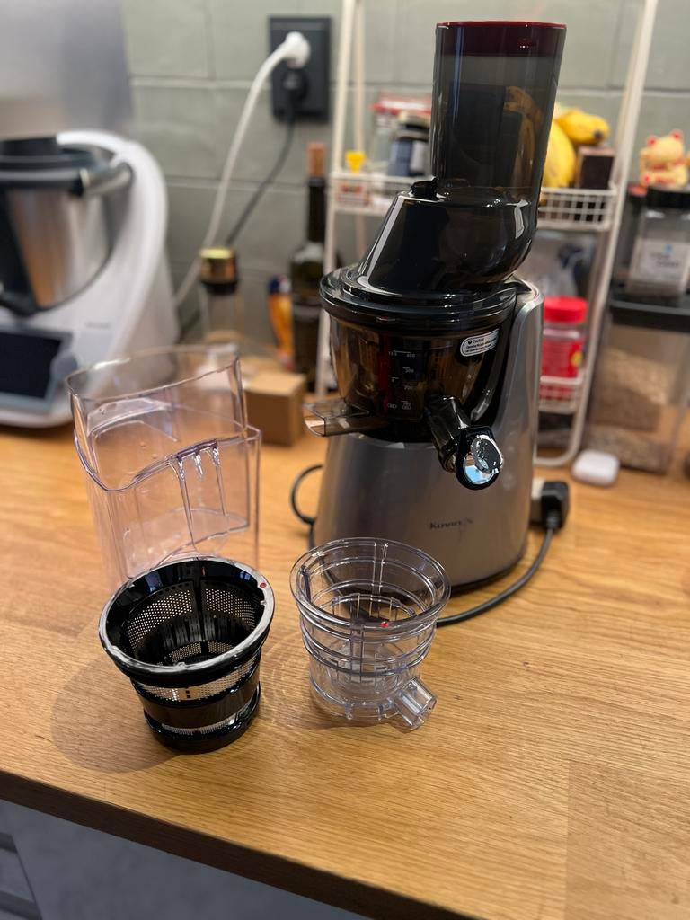 Kuvings NS-721CBM2 Cold Press Juicer - Zo goed als nieuw, Ophalen, Zo goed als nieuw, Elektrisch, Slowjuicer