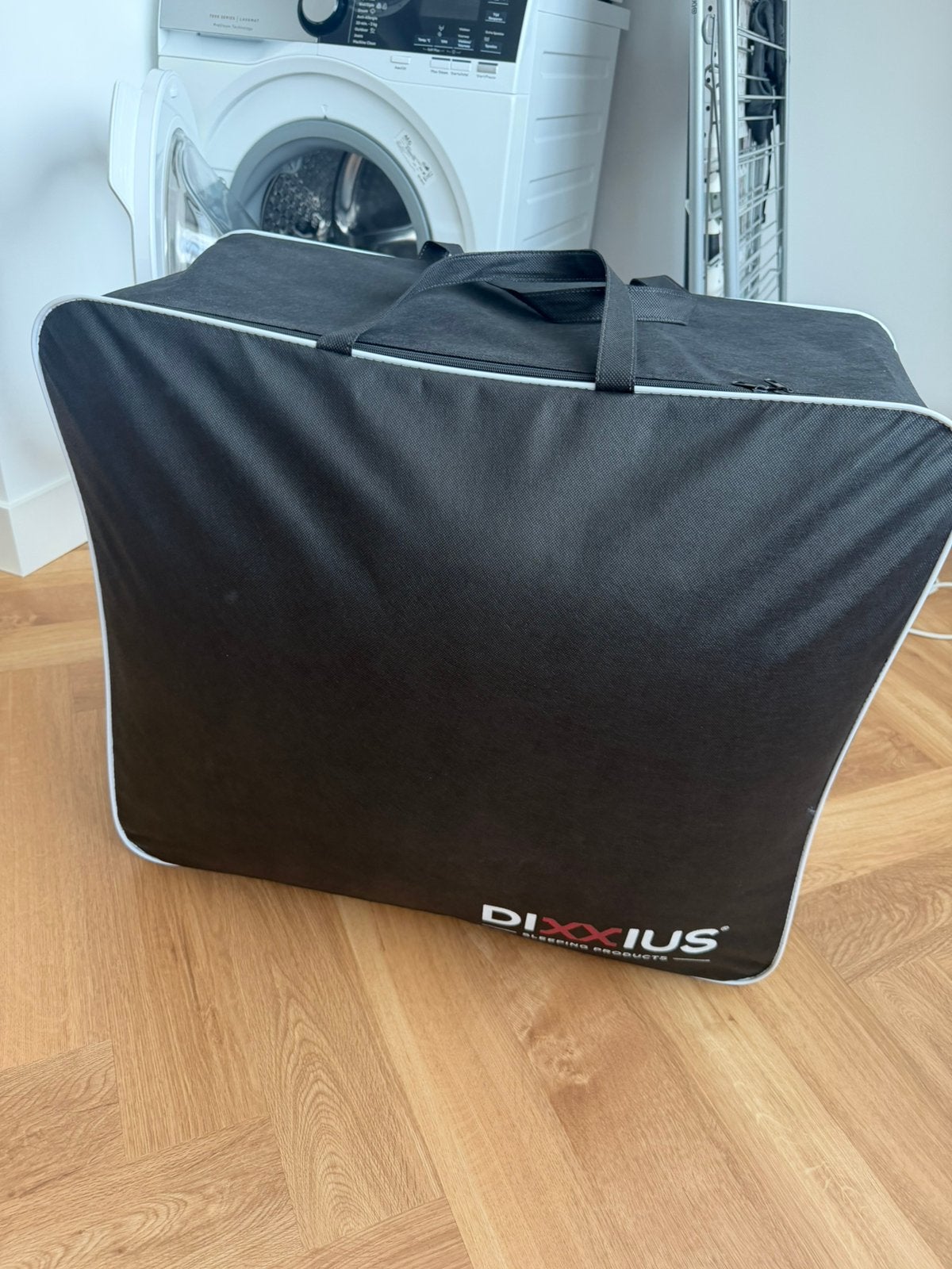 Dixxius Silver Royal 4-Seizoenen 90% Dons – 240x220, Huis en Inrichting, Slaapkamer | Beddengoed, Wit, Tweepersoons, Ophalen of Verzenden