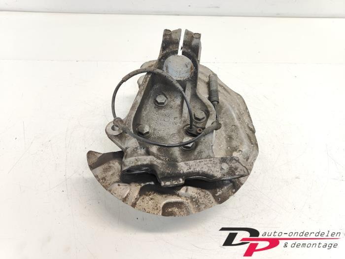 Fusee links-voor van een BMW 1-Serie, Gebruikt, -, -, Ophalen of Verzenden