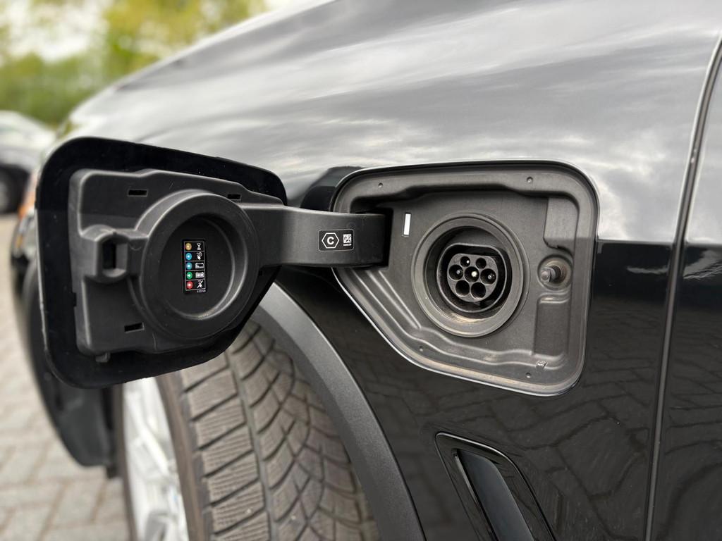 BMW X5 XDrive45e High Executive | Luchtvering | Elek Trekhaa, Auto's, X5, 394 pk, Zwart, Vierwielaandrijving