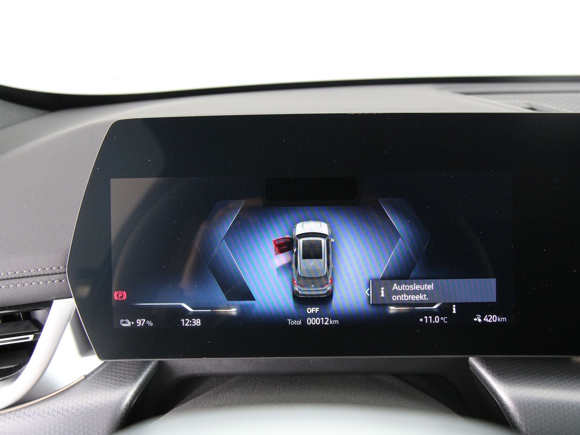 BMW iX1 eDrive20 67 kWh M-Sport Pro (bj 2026, automaat), Gebruikt, Met garantie (alle), Origineel Nederlands, 204 pk