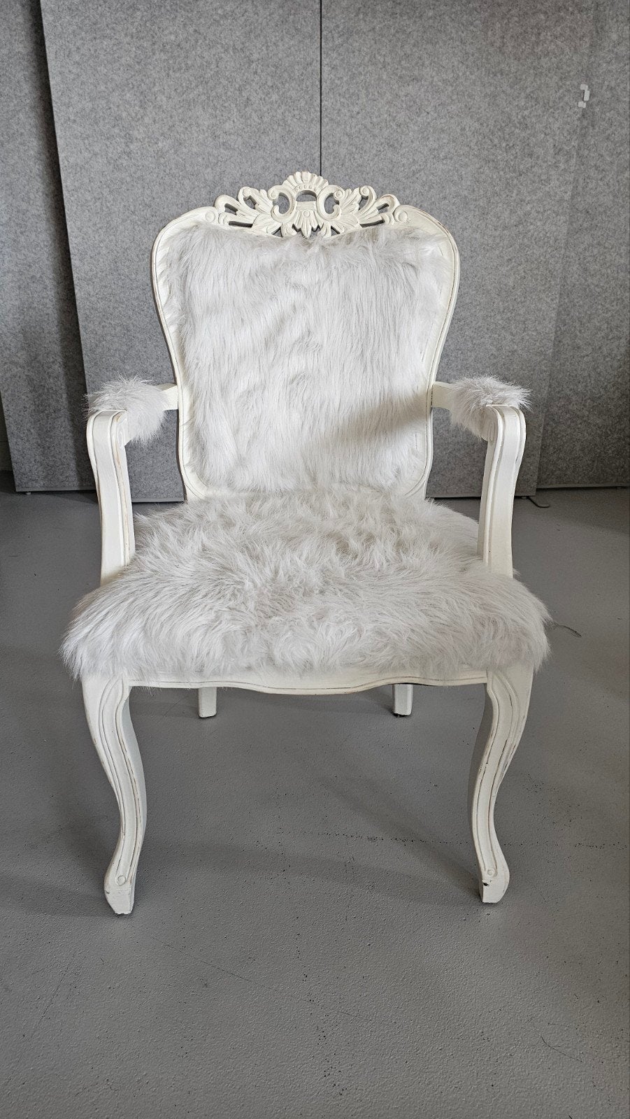 Barok fauteuil stoel witte bekleding - fotoshoot kerst, Huis en Inrichting, Stoelen, Ophalen, Wit, Eén