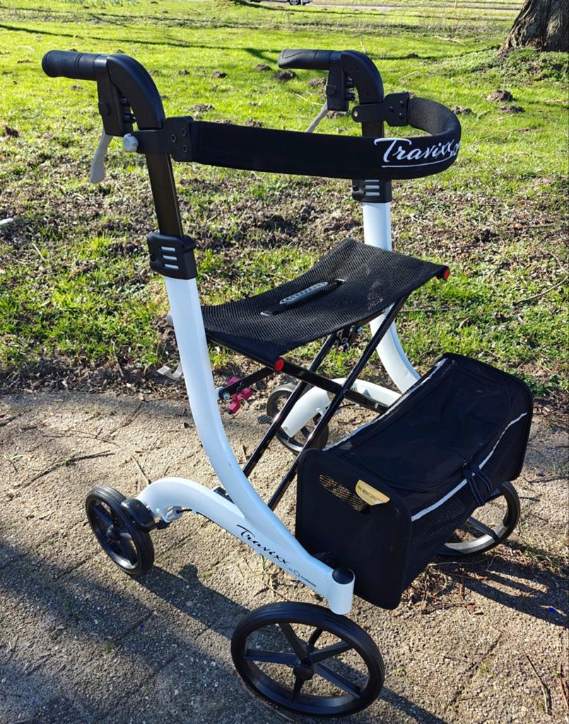 Travixx Classic maat S, Diversen, Rollators, Zo goed als nieuw, Lichtgewicht, Opvouwbaar, Ophalen of Verzenden