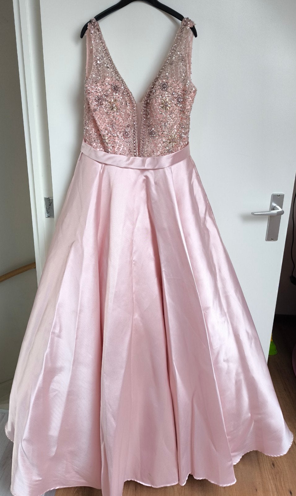 Roze galajurk met pailletten, Kleding | Dames, Ophalen of Verzenden, Roze, Maat 36 (S), Onder de knie