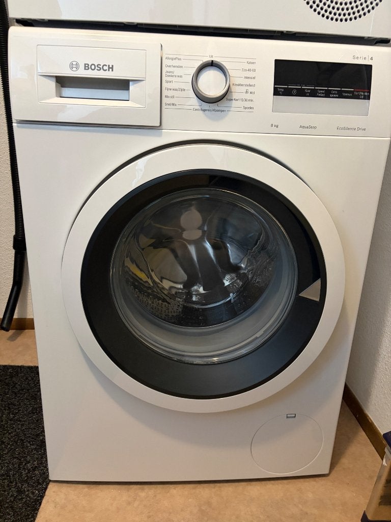 Wasmachine Bosch, Ophalen, Zo goed als nieuw, 85 tot 90 cm, 1200 tot 1600 toeren