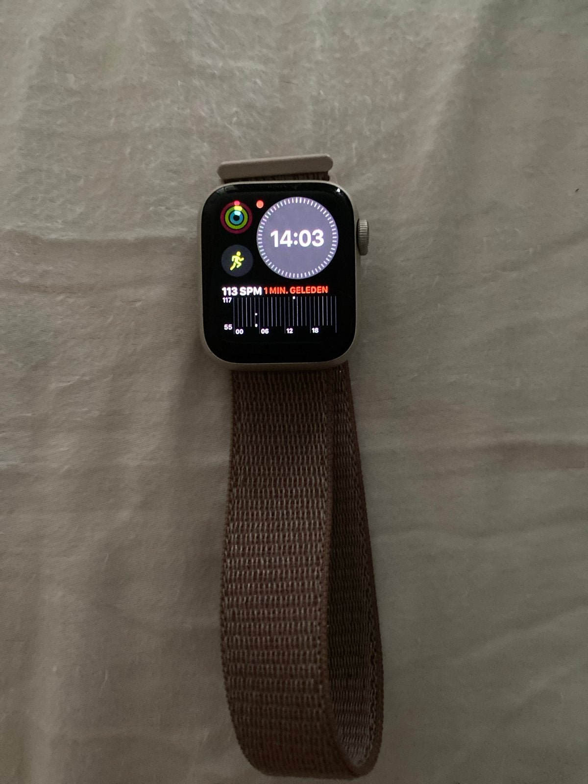 Apple Watch SE - Zo goed als nieuw met extra bandjes, Ophalen, IOS, Zo goed als nieuw, Waterdicht