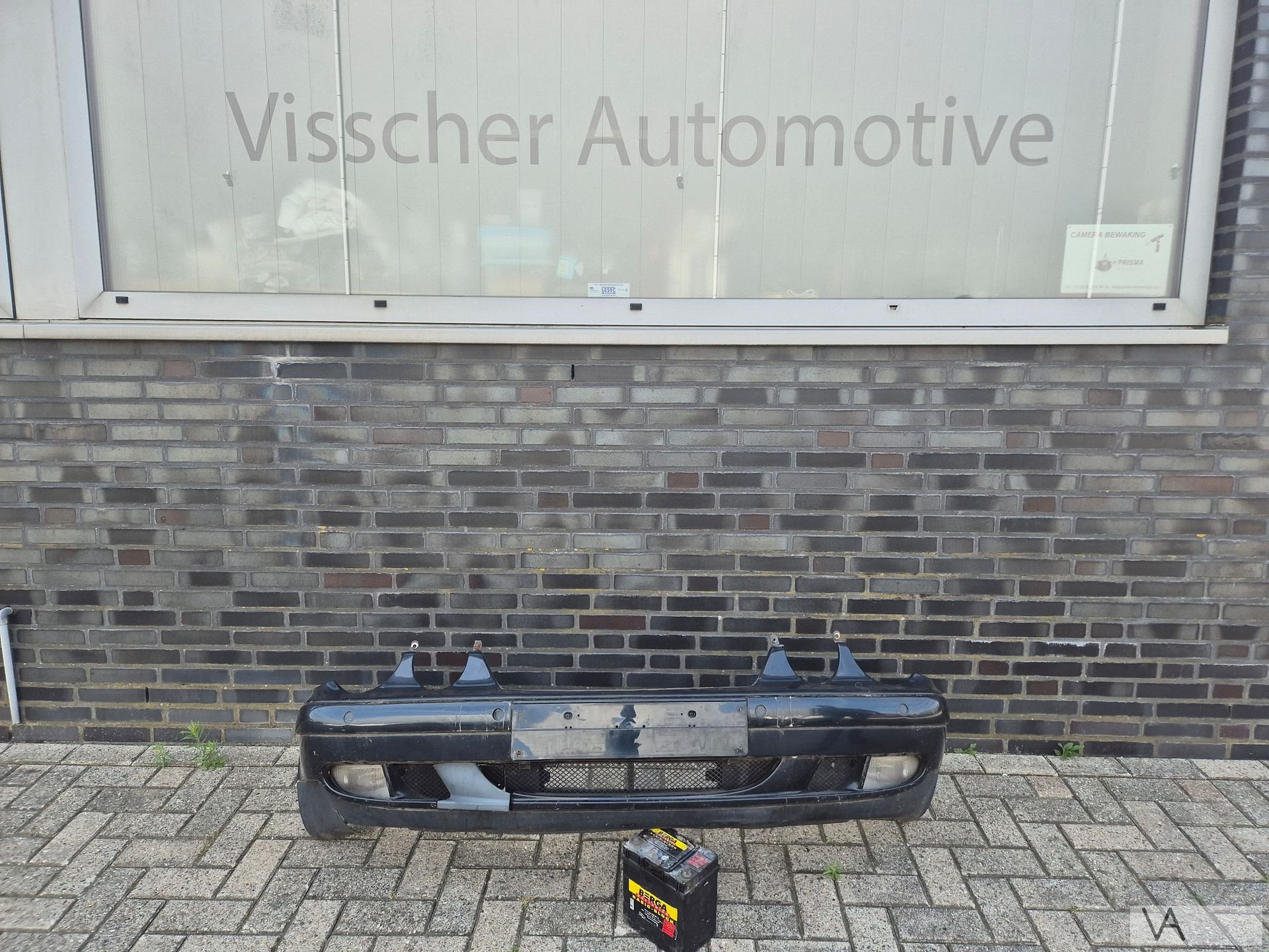 Voorbumper van Mercedes CLK W208 1997 - 2003 met pdc €150, Gebruikt, -, Voor, Ophalen of Verzenden
