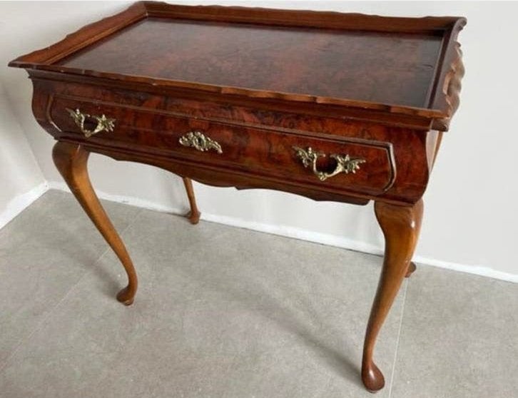 Antieke theetafel kaptafel klassiek dressoir, Huis en Inrichting, Ophalen