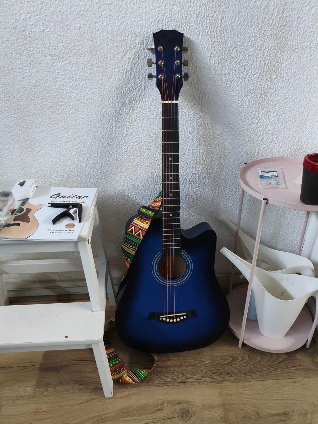 Zo goed als nieuwe blauwe western gitaar met accessoires, Muziek en Instrumenten, Ophalen, Zo goed als nieuw, Western- of Steelstringgitaar