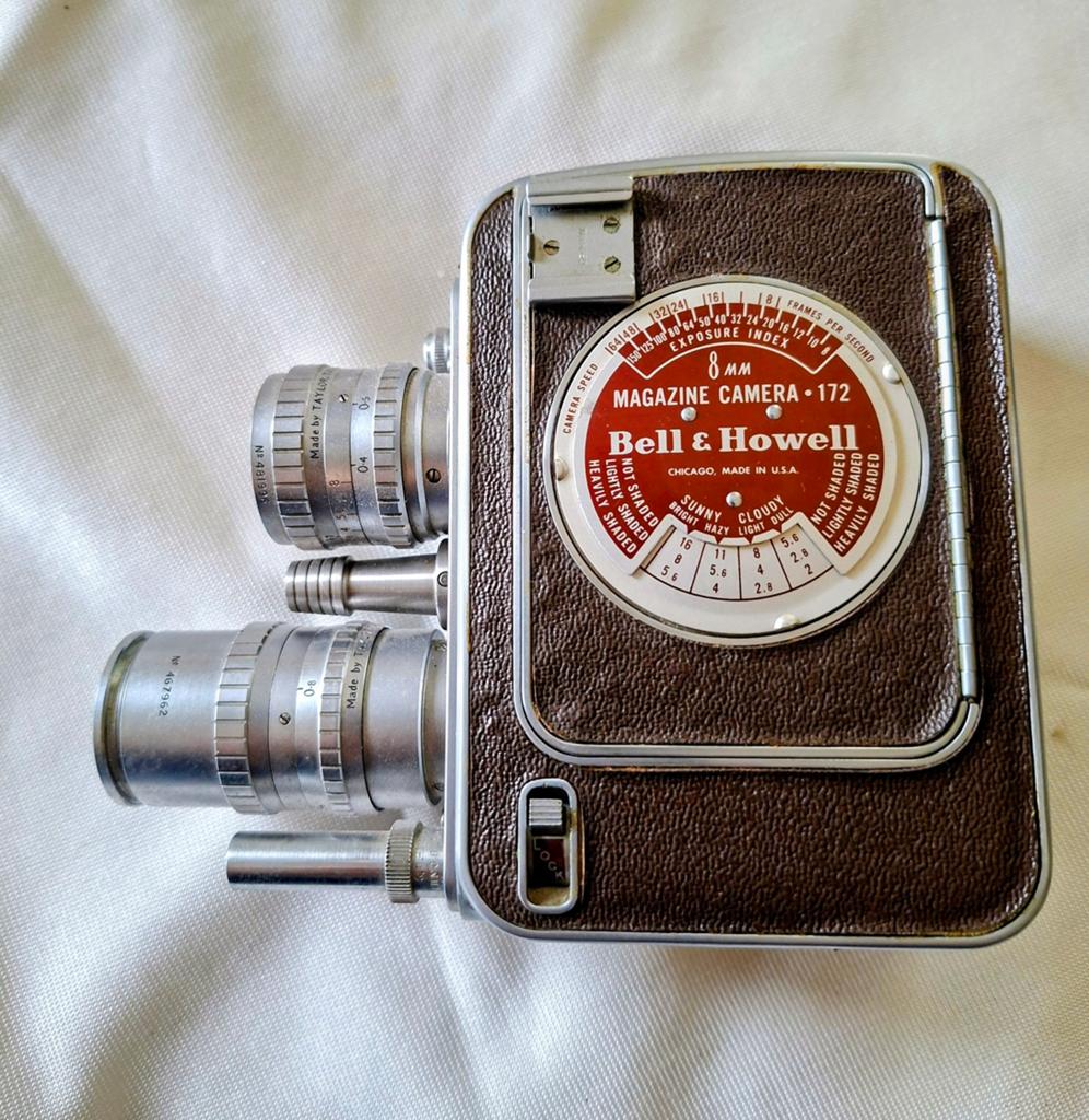 Te koop : Bell  & Howell 8mm magazine camera 172, Audio, Tv en Foto, Filmrollen, Ophalen of Verzenden, 8mm film