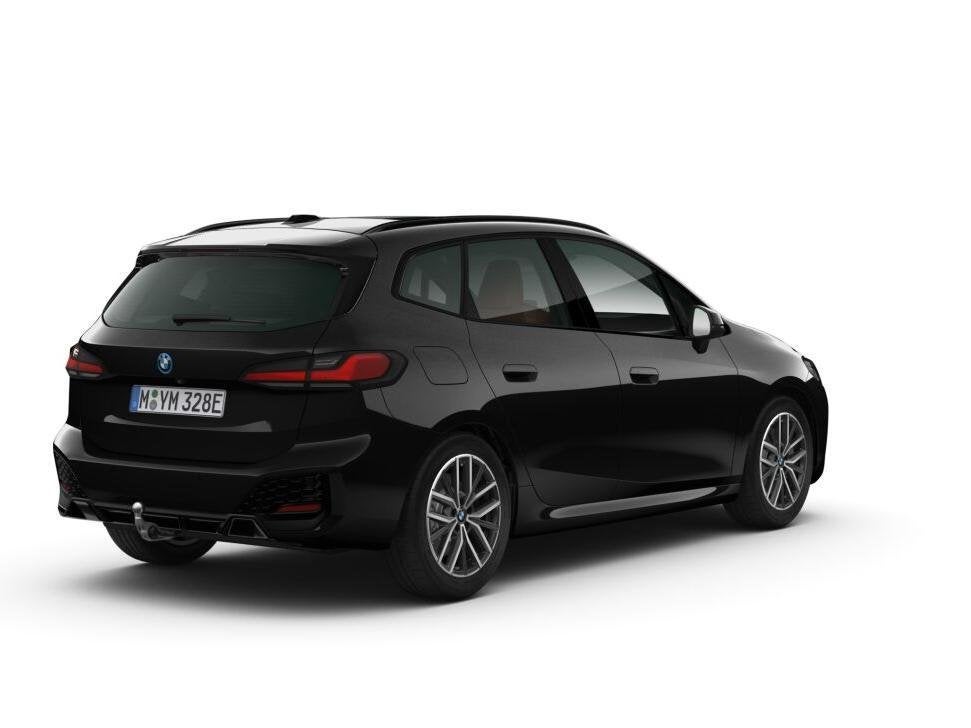 BMW 2-serie Active Tourer 225e xDrive High Executive | M Spo, Auto's, BMW, Automaat, Euro 6, 16 kWh, 3 cilinders