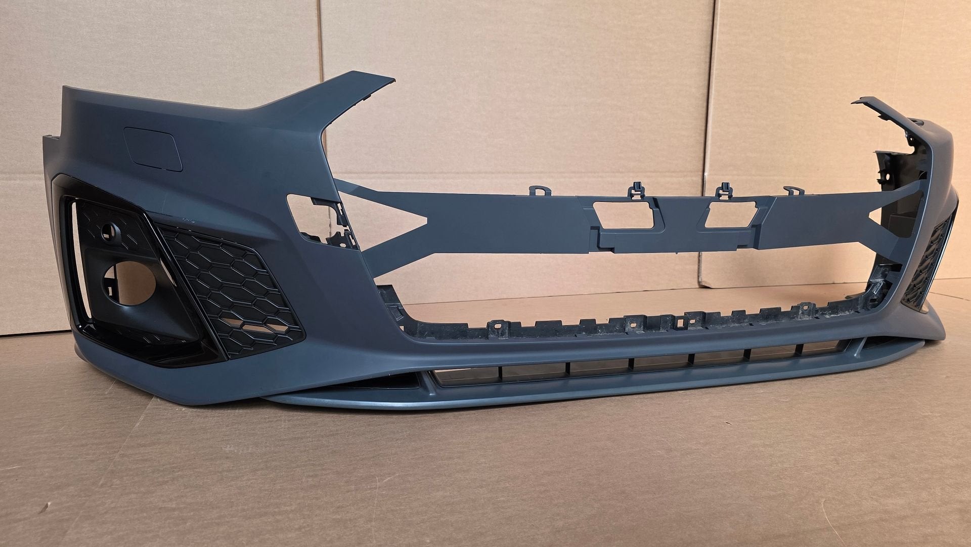 Voorbumper Audi A5 B9 F5 8W S-LINE S5 Facelift 8W6807065AD, -, Voor, Nieuw, Ophalen of Verzenden