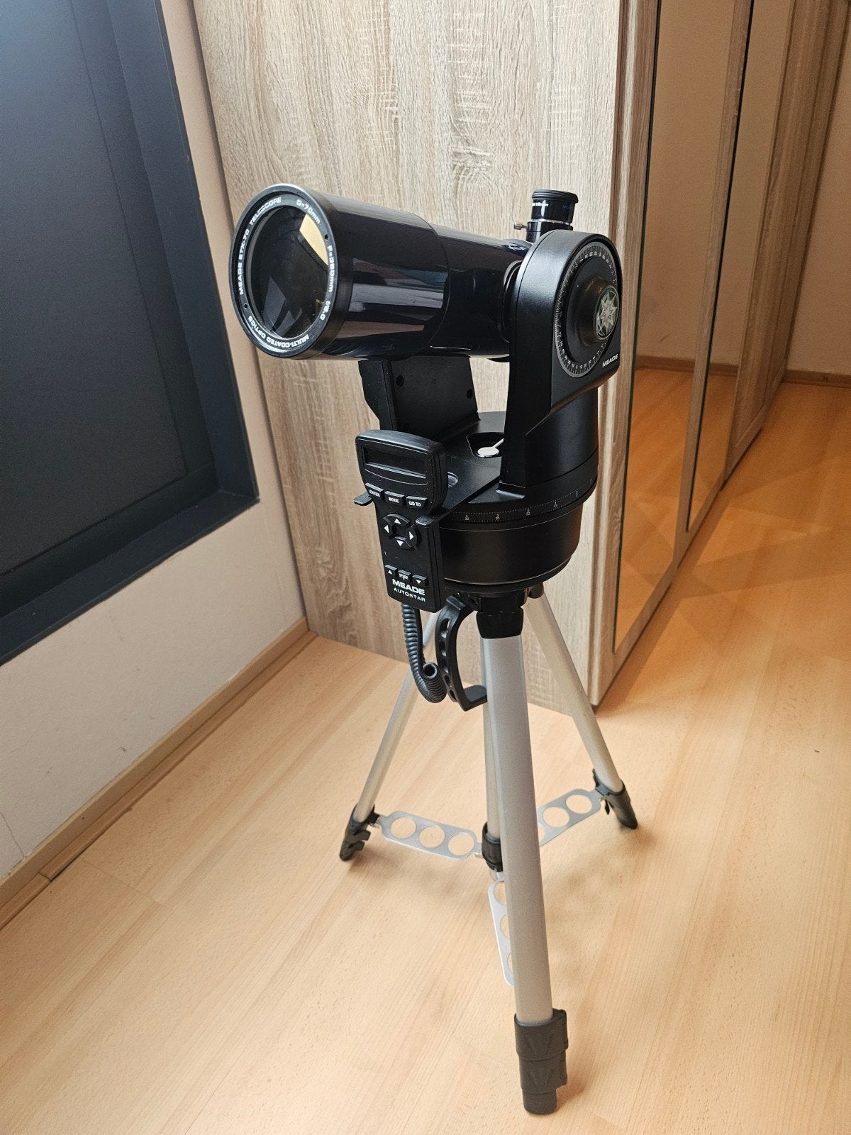Meade ETX-70AT Computergestuurde Telescoop, Ophalen of Verzenden, Minder dan 80 mm, Lenzentelescoop (refractor)