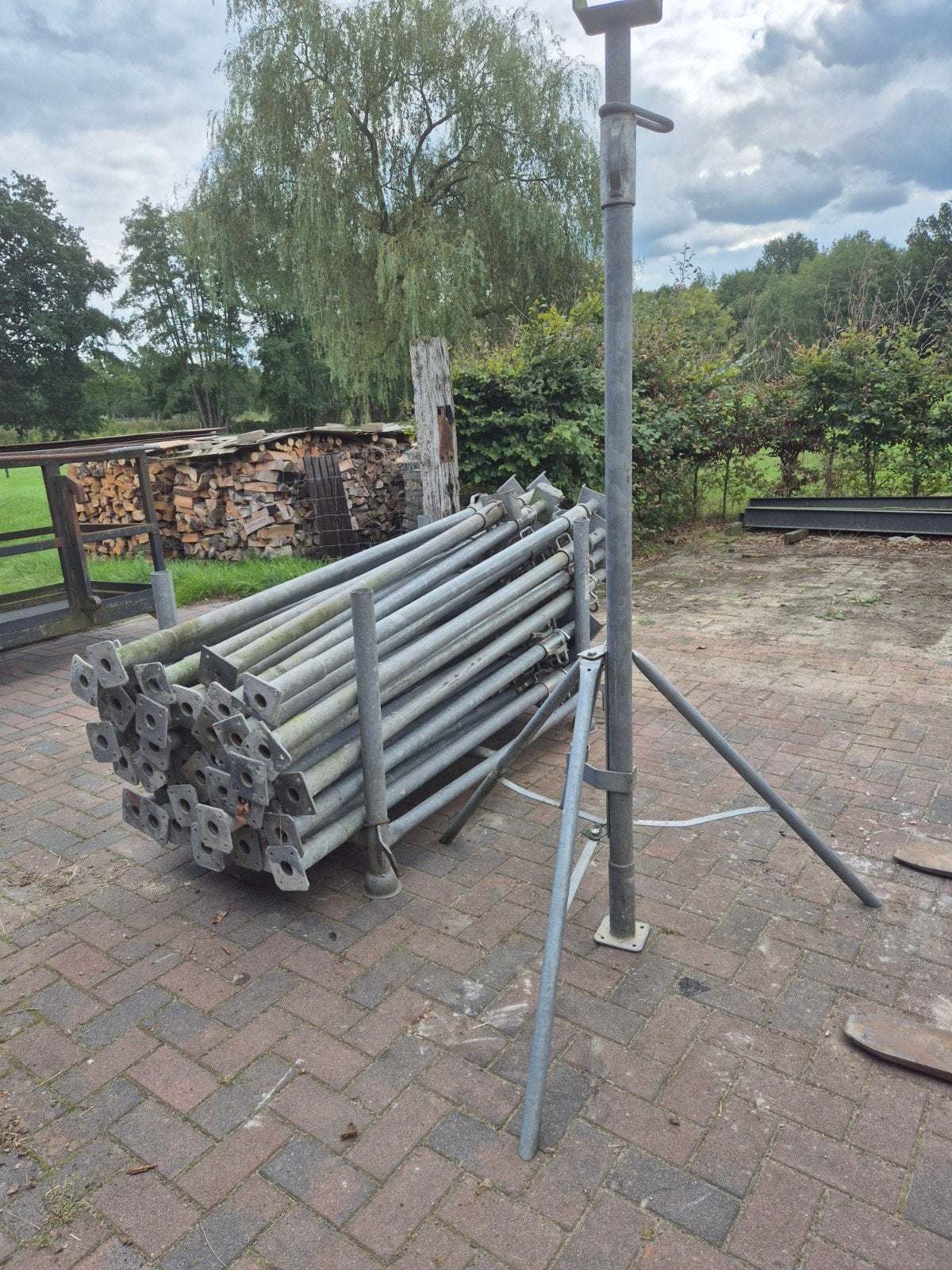 schroefstempel en statief, Ophalen of Verzenden, Gebruikt, Overige typen, 2 tot 5 meter