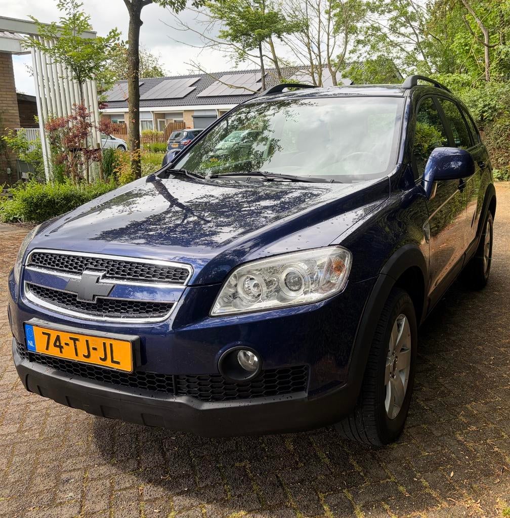 Chevrolet Captiva 2.4! Afneembare Trekhaak Nieuwe APK, Auto's, Voorwielaandrijving, Lichtsensor, 136 pk, Zwart