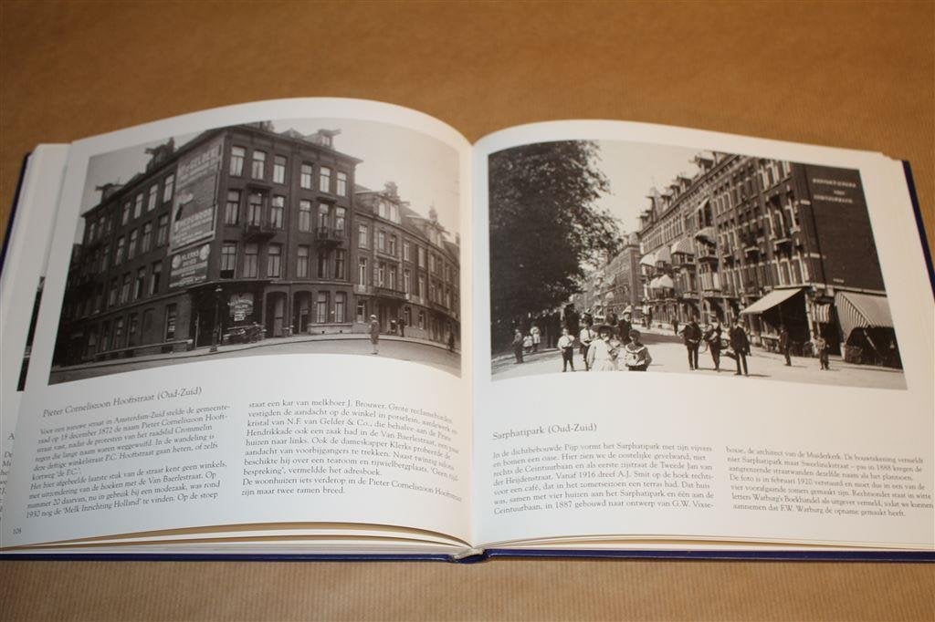 Amsterdam in fotokaarten. Huizen en straten 1900-1940., Boeken, Geschiedenis | Stad en Regio, Ophalen of Verzenden, Gelezen