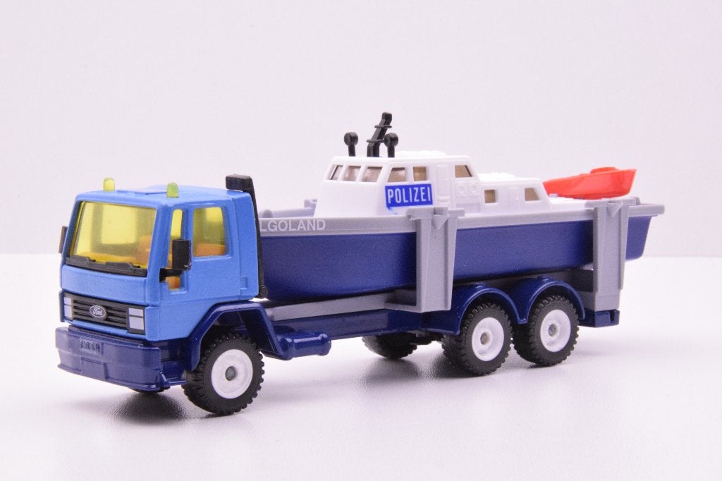 Ford LKW met politieboot  ''  Siku '', Ophalen of Verzenden, Zo goed als nieuw, Bus of Vrachtwagen, SIKU