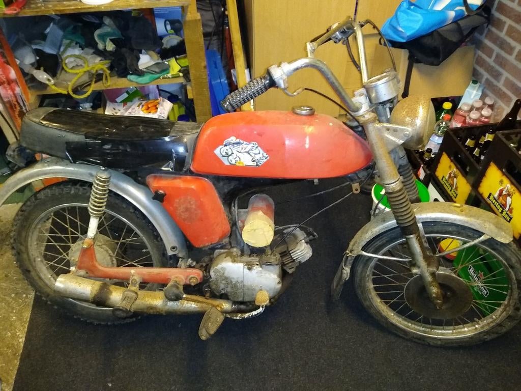 Gevraagd Yamaha fs1 oldtimer, Fietsen en Brommers, Brommers | Oldtimers, Ophalen, Yamaha