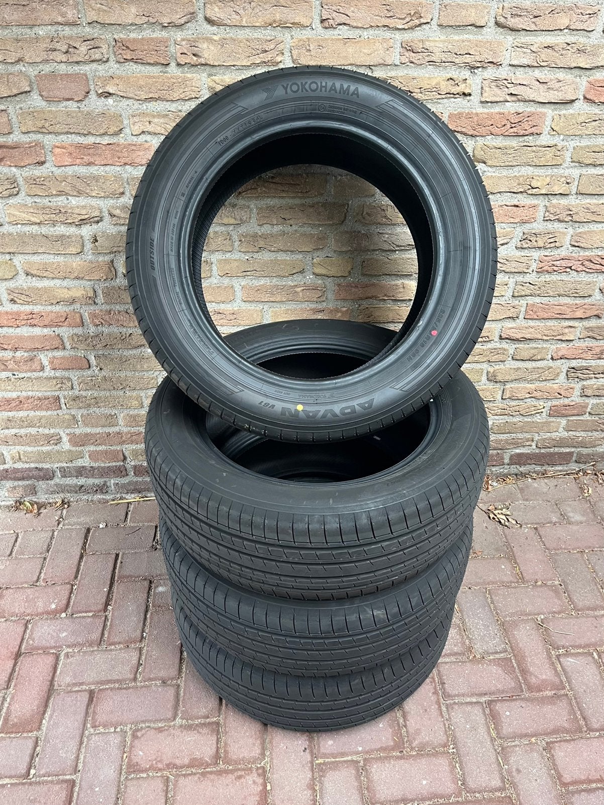 4x nieuwe Yokohama Advan V61 banden 225 55 R18, Auto diversen, Ophalen of Verzenden, Nieuw