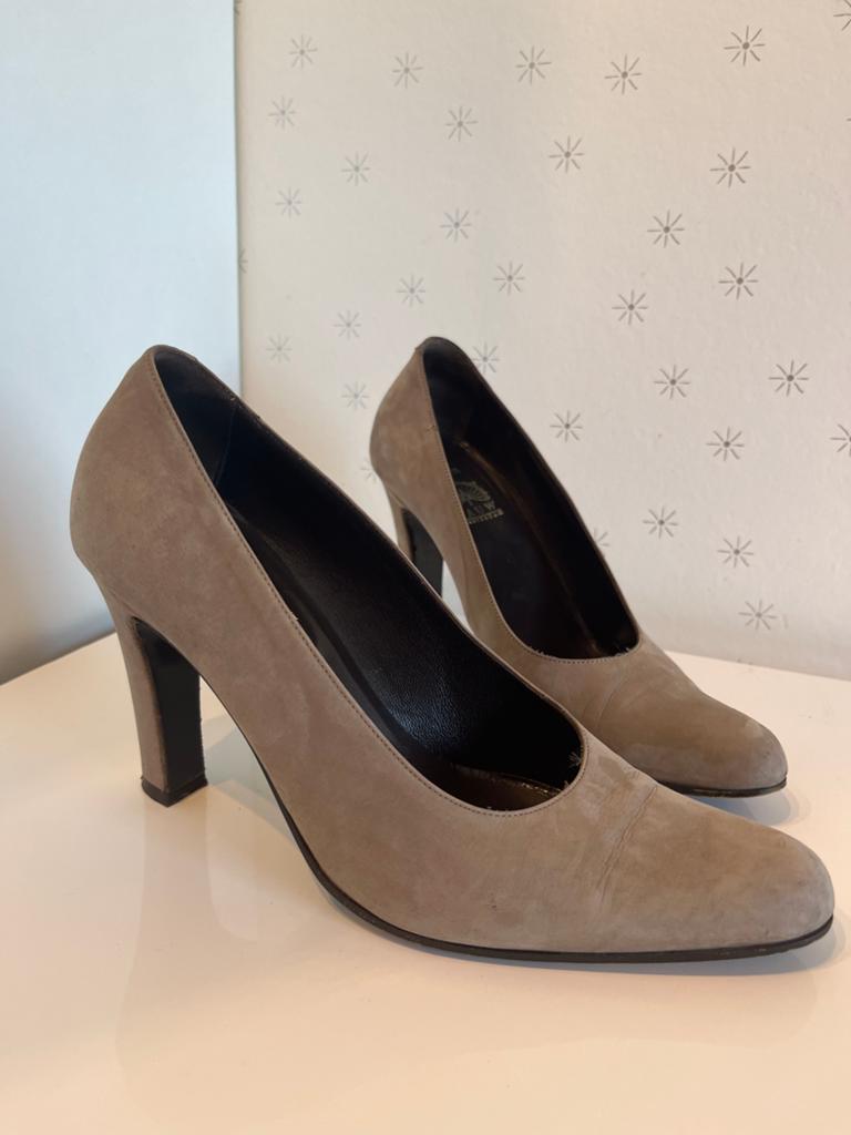 Panara voor Pauw Amsterdam suède pumps maat 37, Ophalen of Verzenden, Gedragen, Beige, Pumps