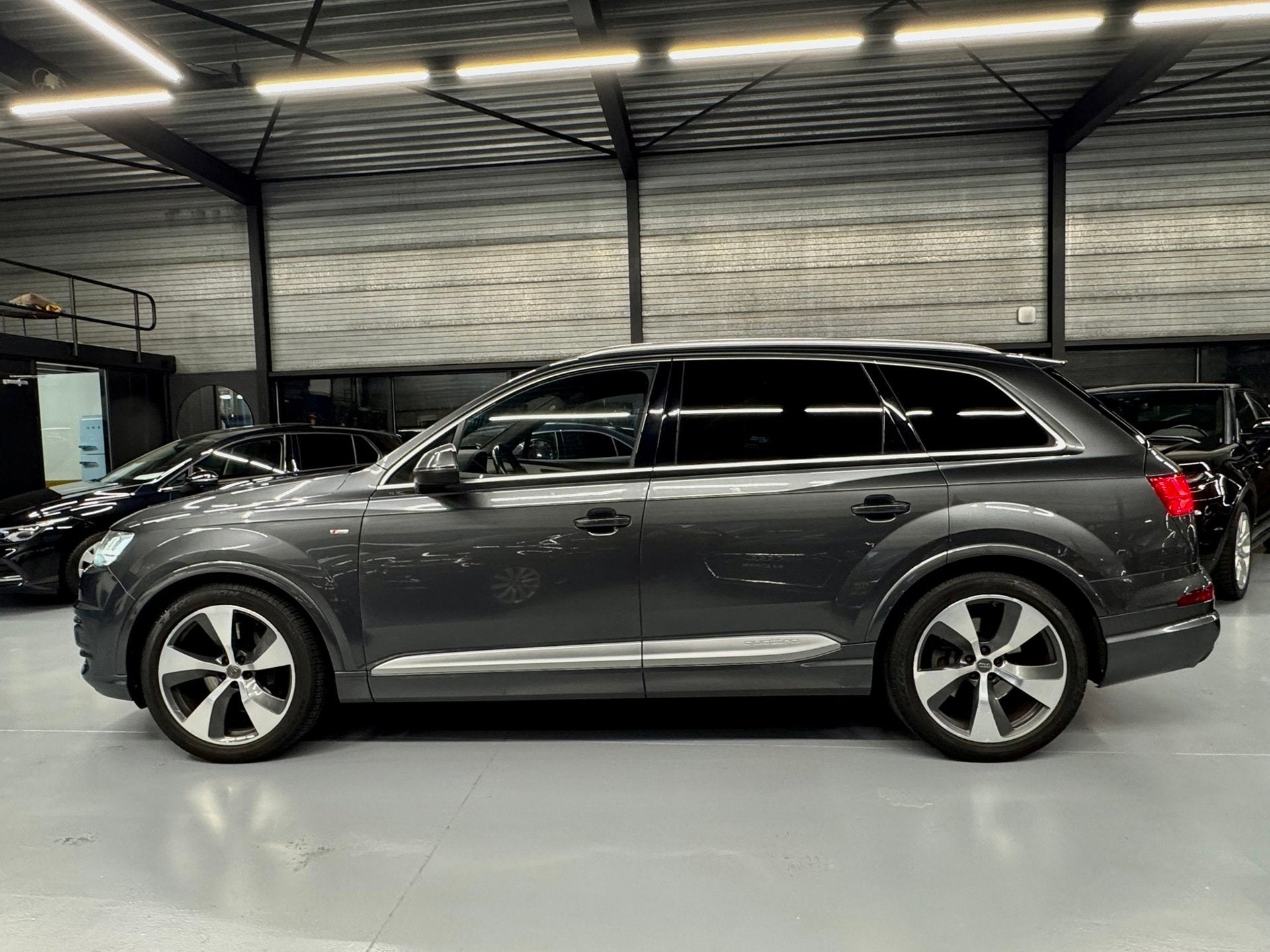 Audi Q7 3.0 TDI Quattro Pro Line + 7p Pano/Leder/Trekhaak, Automaat, Gebruikt, Euro 6, 241 €/maand
