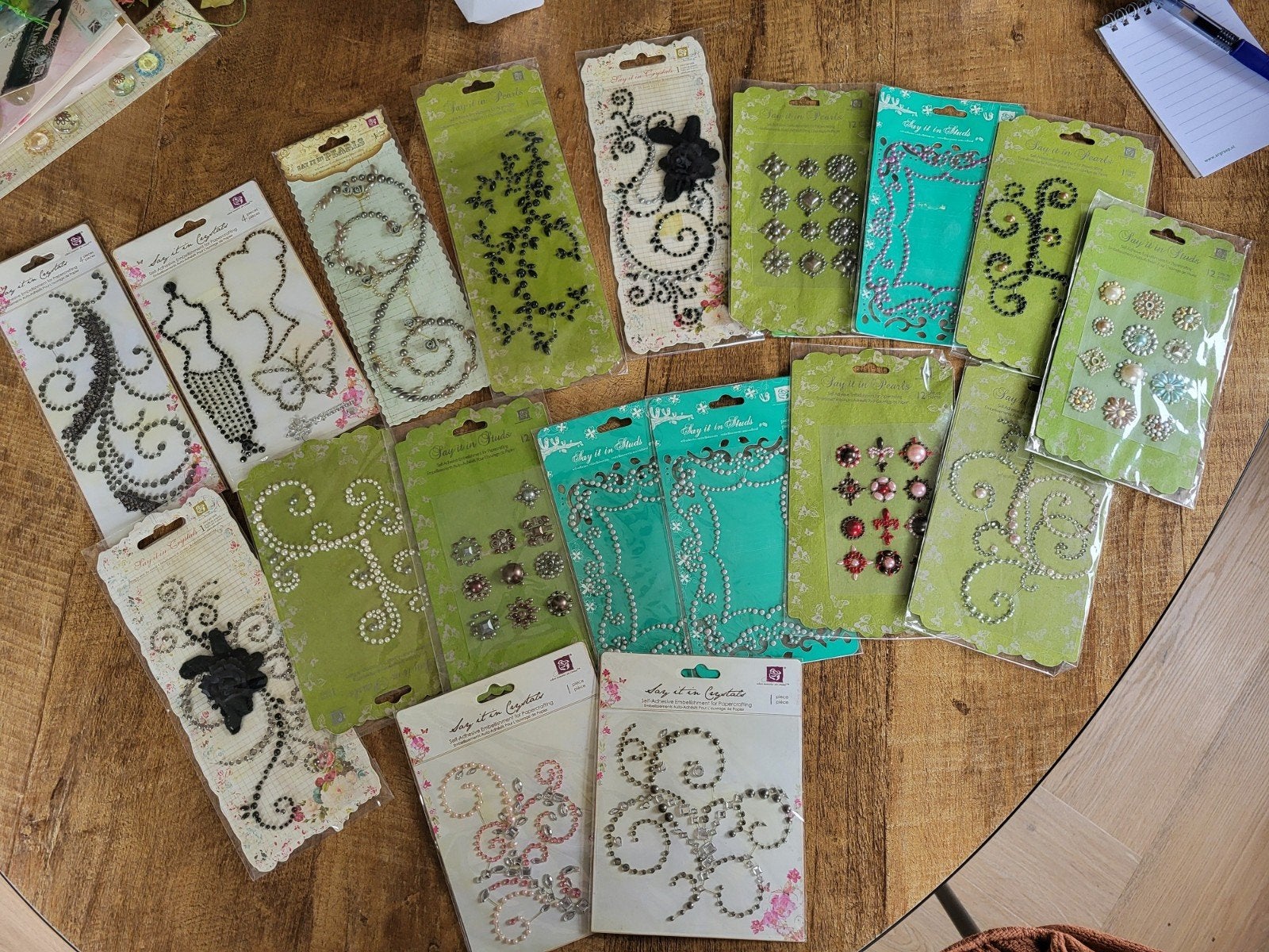 Setnr. 3 Prima Marketing self adhesive embellishments, Hobby en Vrije tijd, Ophalen of Verzenden, Nieuw, Versiering of Embellishment