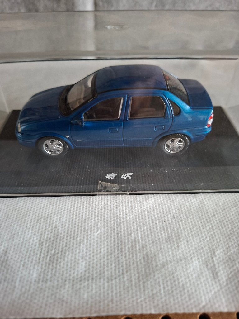 opel corsa b  sedan, Hobby en Vrije tijd, Ophalen of Verzenden, Nieuw, Auto, Overige merken