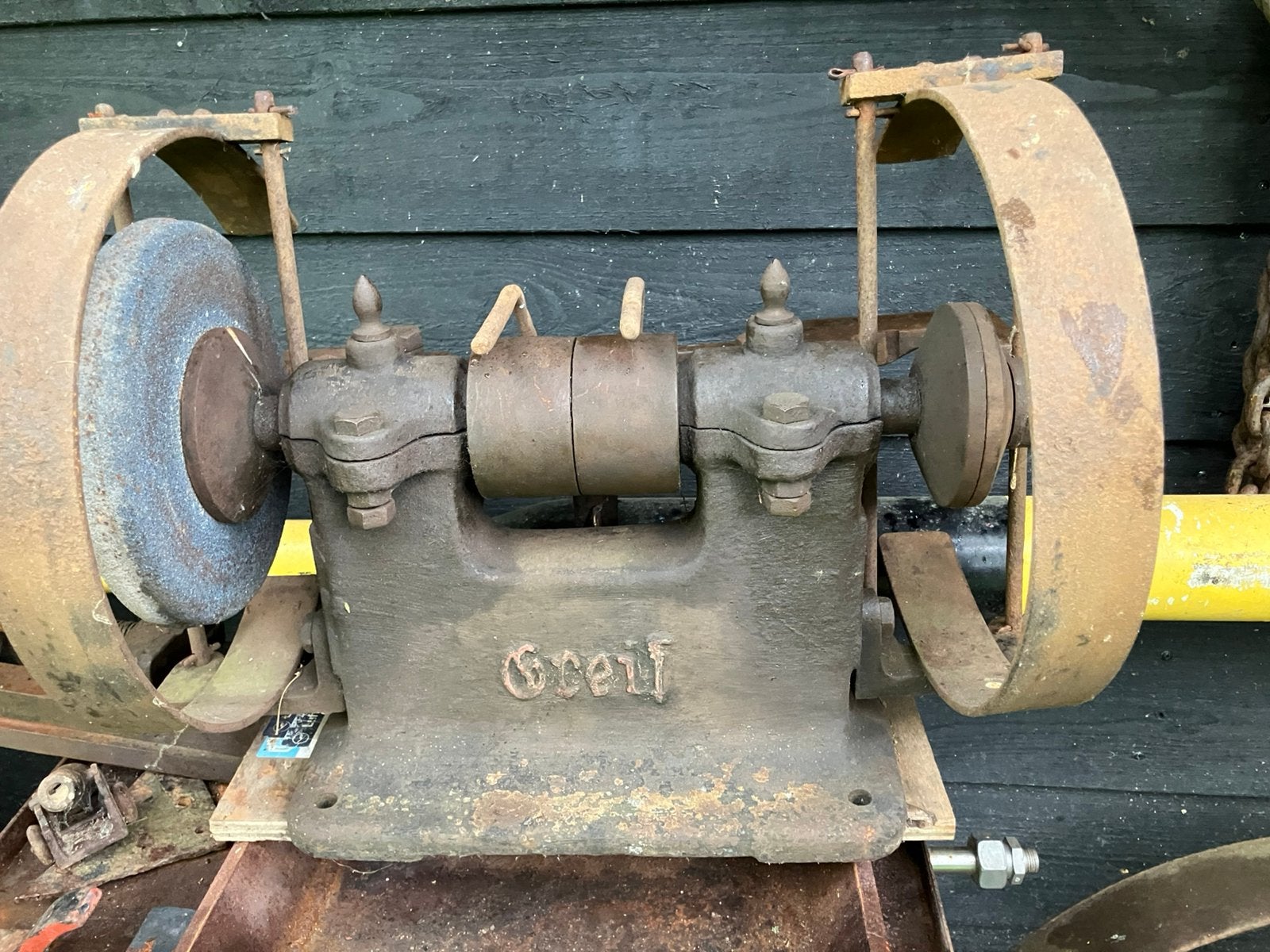 Antieke slijpmachine, Auto-onderdelen, Ophalen, Gebruikt