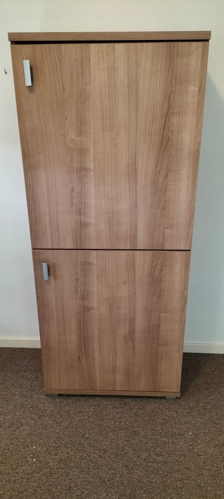 Houten kast met deuren en planken, Huis en Inrichting, Kasten | Boekenkasten, Ophalen, 50 tot 100 cm, Modern, 150 tot 200 cm