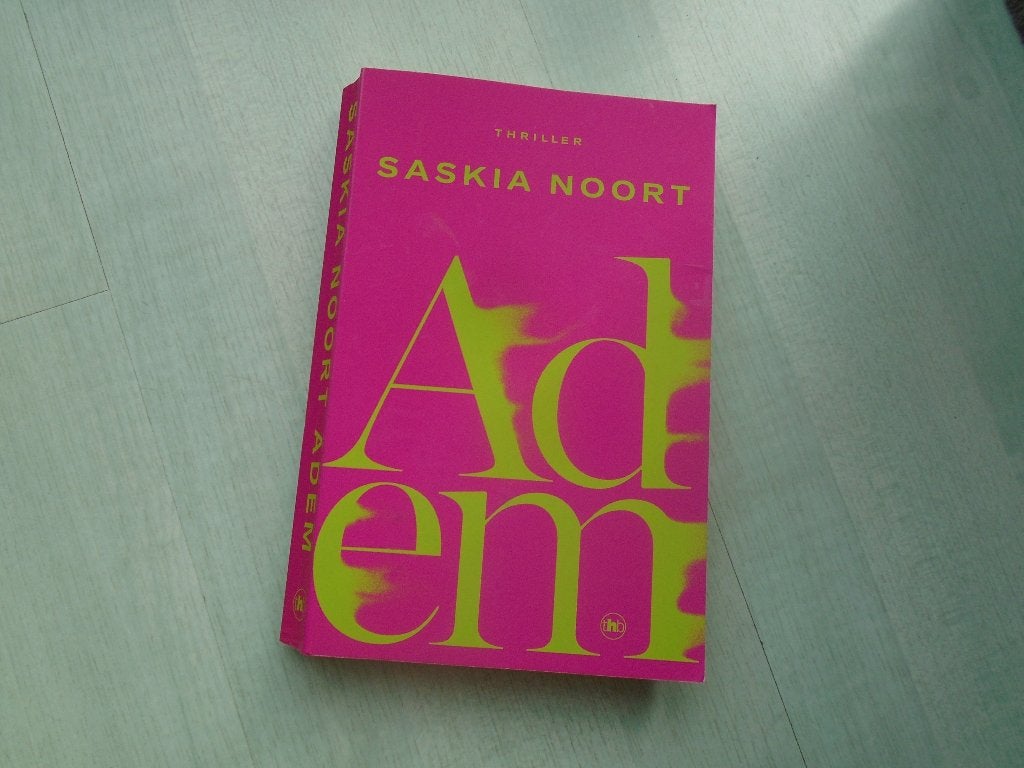 adem , saskia noort, Ophalen of Verzenden, Zo goed als nieuw, Saskia Noort