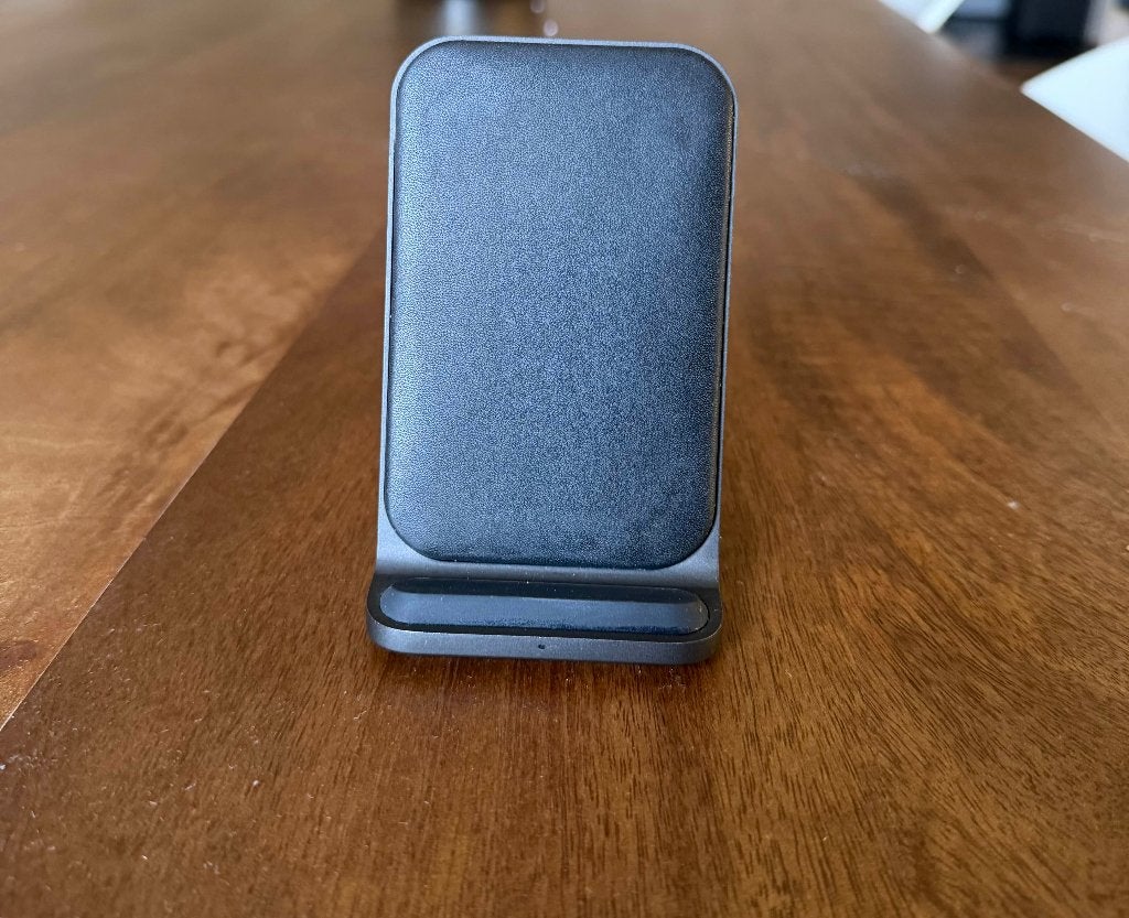 Nomad Gear Base One Magsafe Oplader, Ophalen of Verzenden, Zo goed als nieuw, Overige merken, Draadloze oplader