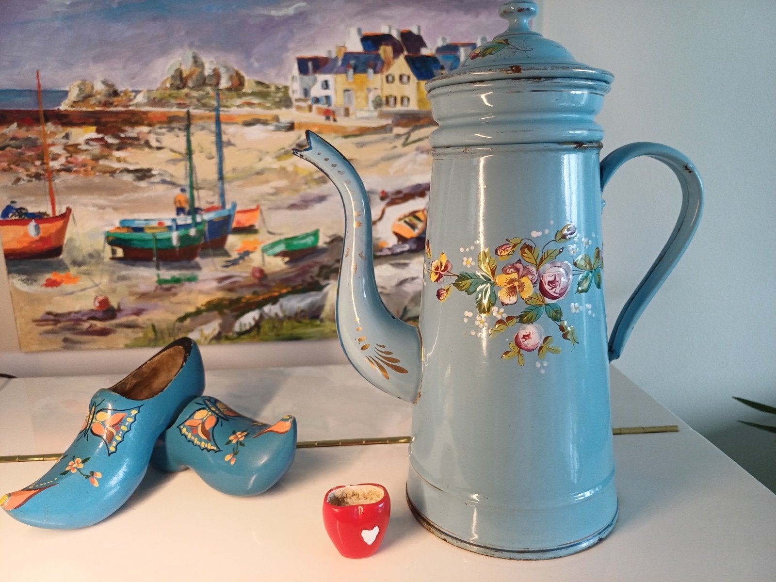 blauwe Franse koffiepot met dik opgelegde bloemen, Antiek en Kunst, Antiek | Emaille, Ophalen of Verzenden