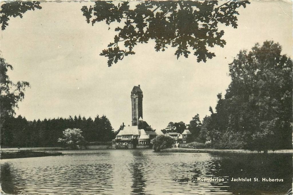 388-494-021 Hoenderloo Jachtslot St Hubertus, Verzenden, Voor 1920, Gelderland