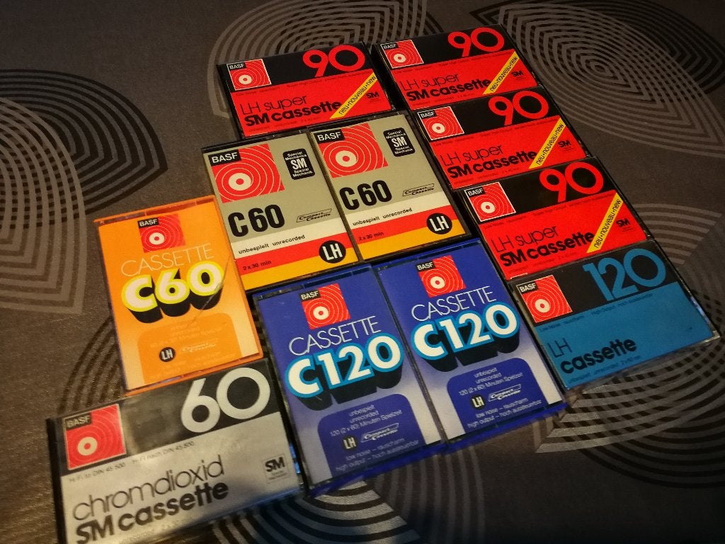 11 ongebruikte blanco BASF cassettes uit de jaren '70, 2 t/m 25 bandjes, Overige genres, Ophalen of Verzenden, Zo goed als nieuw