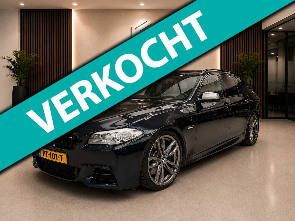 BMW 5-serie Touring M550xd|PANO|B&O|HUD|SOFTCLOSE|360|M550D|, Auto's, Automaat, Gebruikt, 2993 cc, Zwart