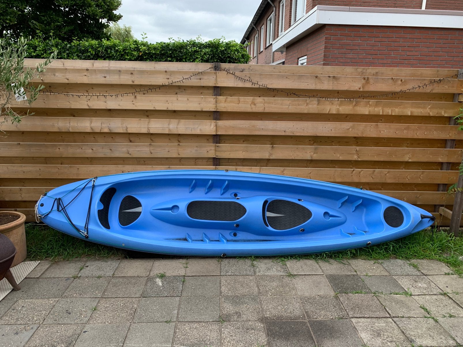 Kano opknapper zie fotos onderkant stuk, Watersport en Boten, Kano's, Ophalen, Gebruikt, Twee personen, Kajak