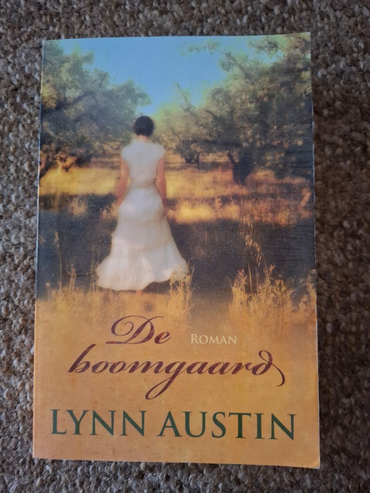 De boomgaard - Lynn Austin, Ophalen of Verzenden, Zo goed als nieuw, Lynn Austin
