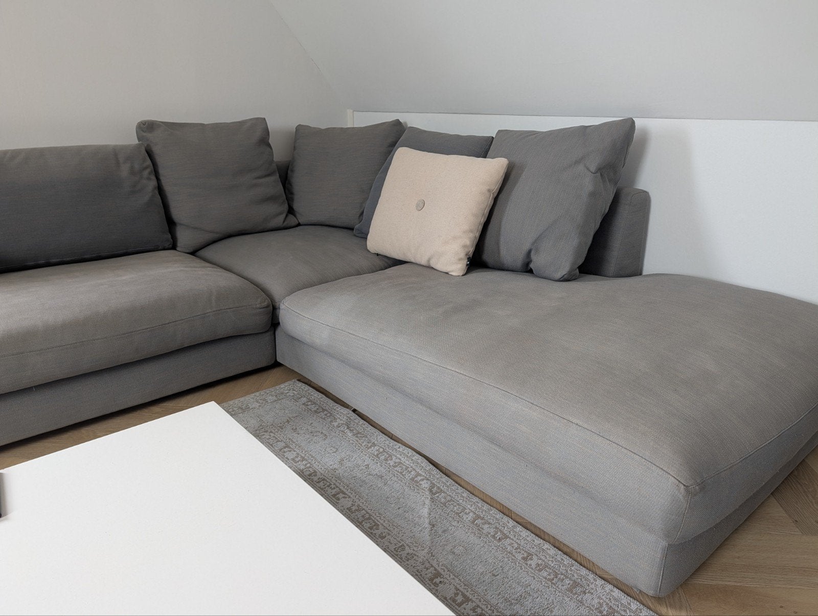 Verzelloni Holden - grijze hoekbank met chaise longue, Ophalen, Gebruikt, 100 tot 125 cm, Hoekbank