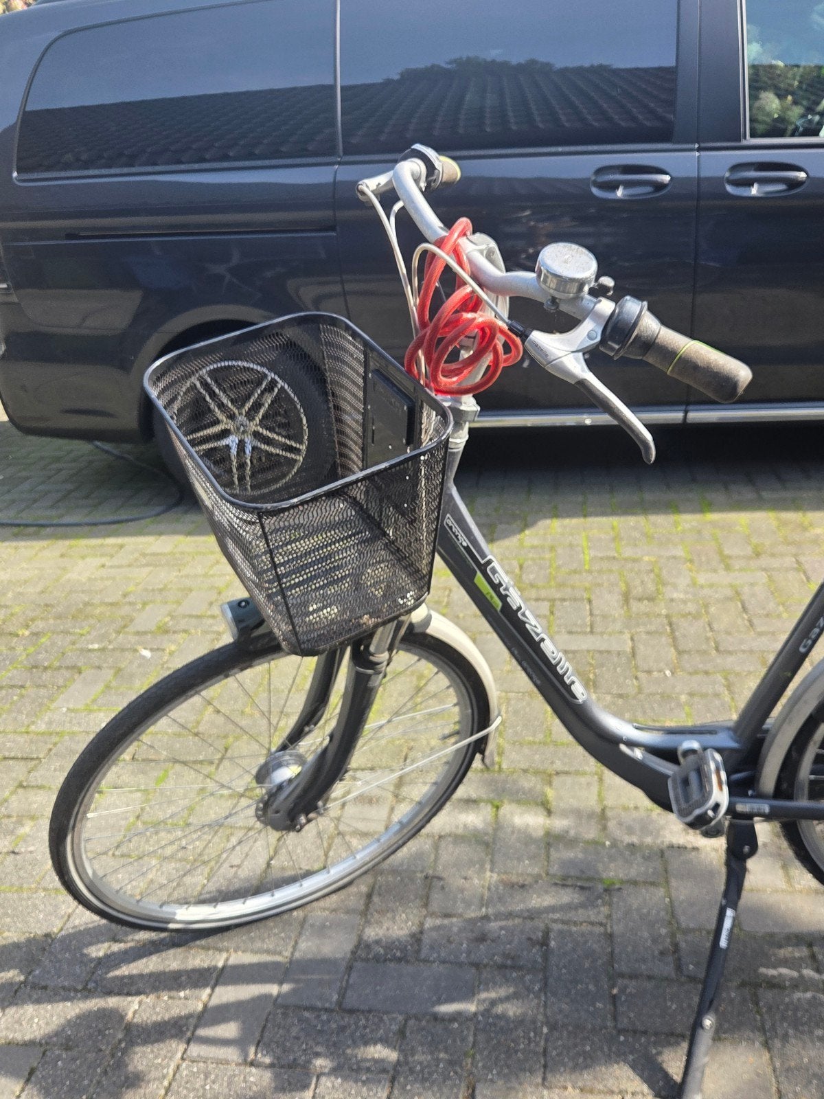 Gazelle Orange Plus damesfiets met mand en slot, Ophalen, (Extra) lage instap, Gazelle, Trommelrem