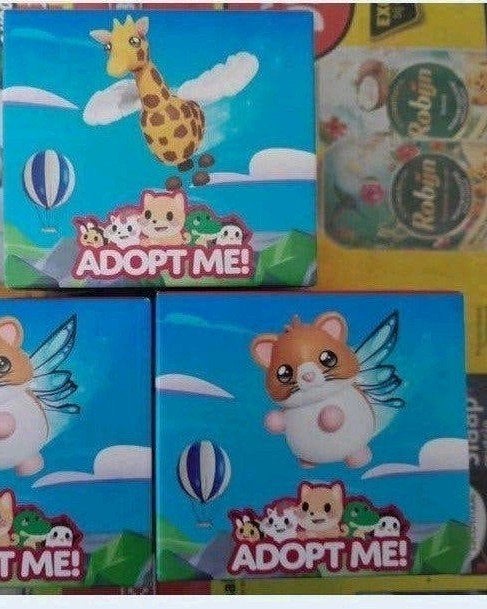 Adopt Me! Vliegende hamster en giraffe mcdonalds happy meal, Ophalen of Verzenden, Nieuw
