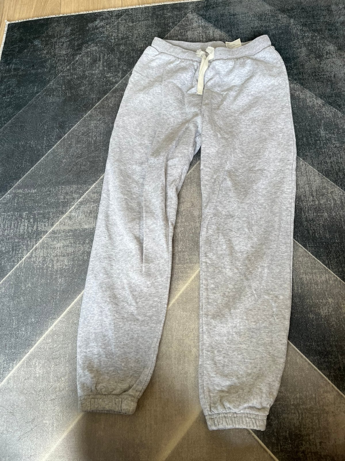 Joggingbroek maat 134, Kinderen en Baby's, Kinderkleding | Maat 134, Ophalen of Verzenden, Zo goed als nieuw, Meisje, Broek