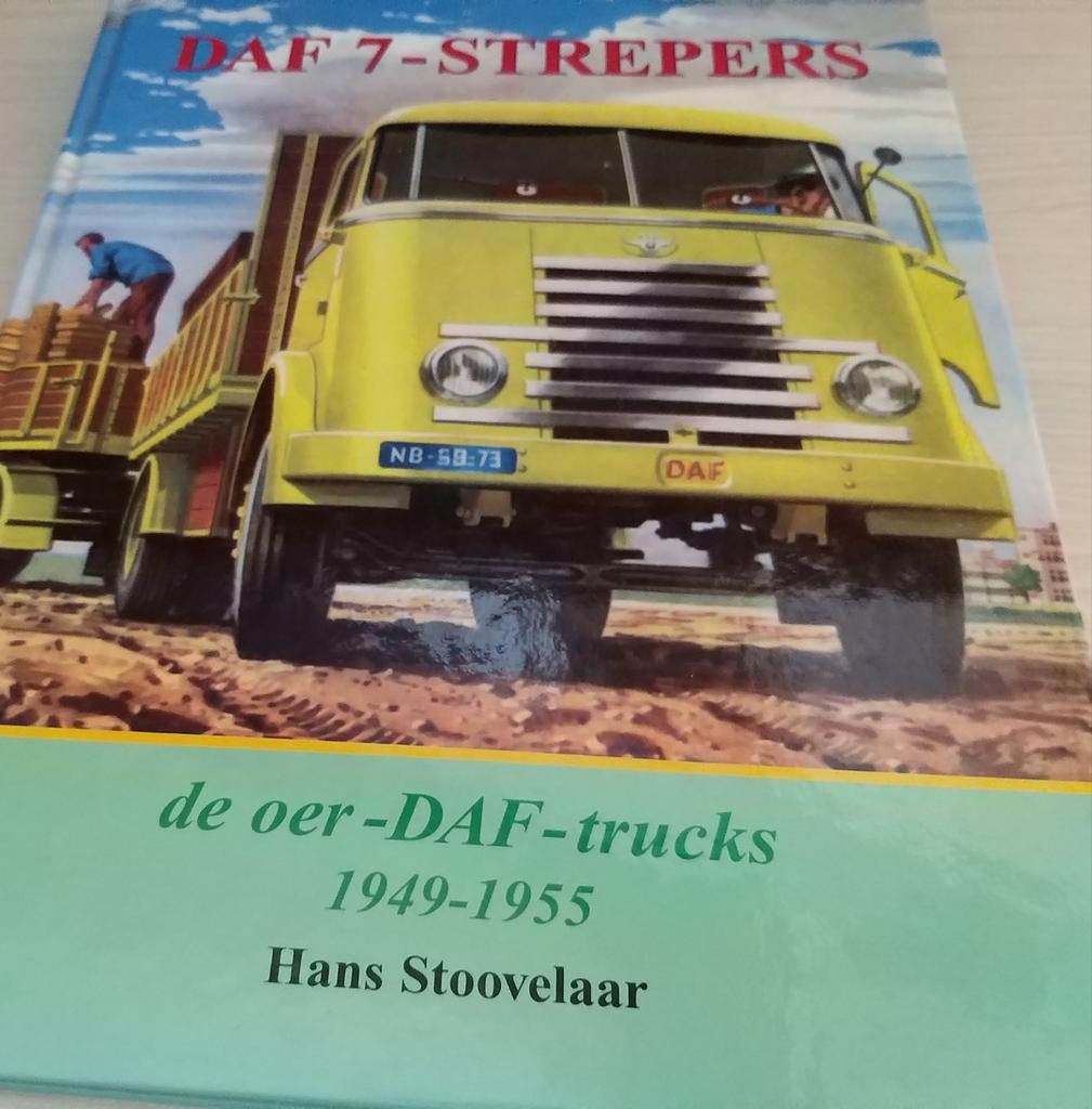 Hardcover boek DAF 7Strepers DAF-trucks 1949-1955 Stoovelaar, Boeken, Ophalen of Verzenden, Zo goed als nieuw, Overige merken