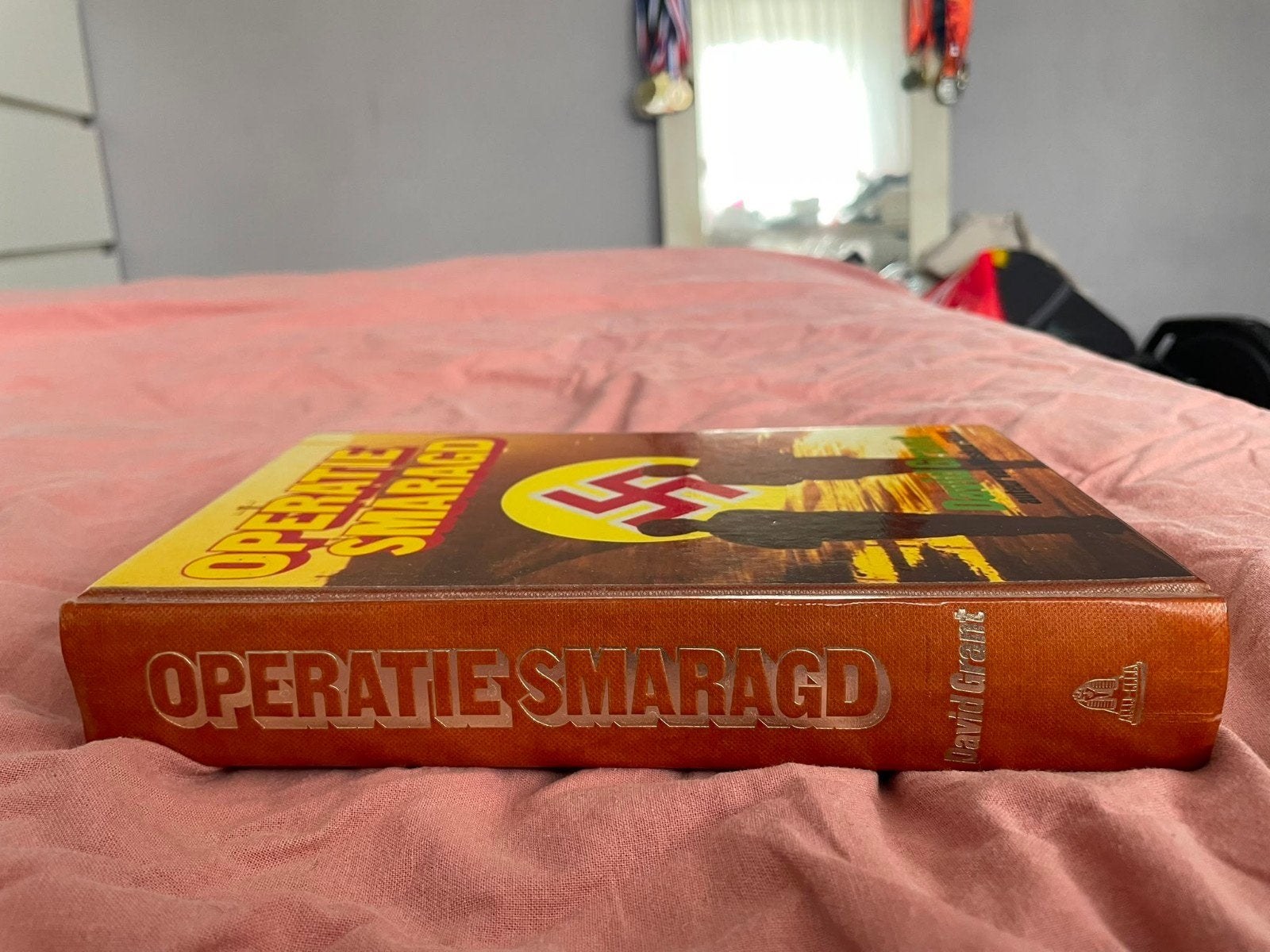 Operatie Smaragd - David Grant (auteur van Moskou 5000), Ophalen of Verzenden, Gelezen, David Grant