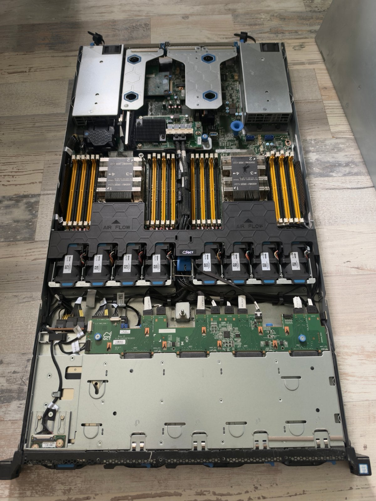 2x QuantaGrid D52B-1U intel xeon silver, Hot swappable onderdelen, Ophalen of Verzenden, Zo goed als nieuw, Minder dan 4 GB