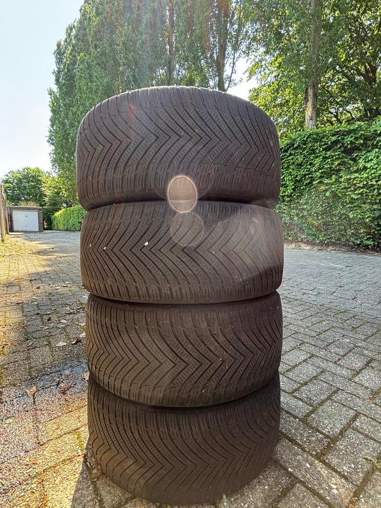 225/40/18 All Season Banden, Ophalen, Gebruikt