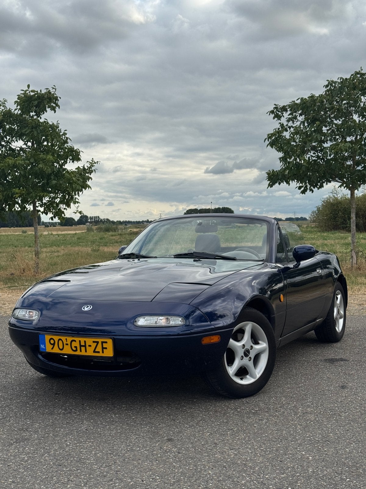 Mazda MX-5 1.6 I 1997 Blauw, Achterwielaandrijving, 40 €/maand, 4 cilinders, Blauw