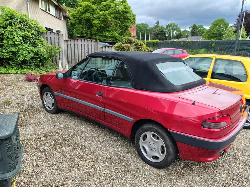 Peugeot 306 cabriolet cabrio 800 euro, Ophalen, Peugeot, Motorkap