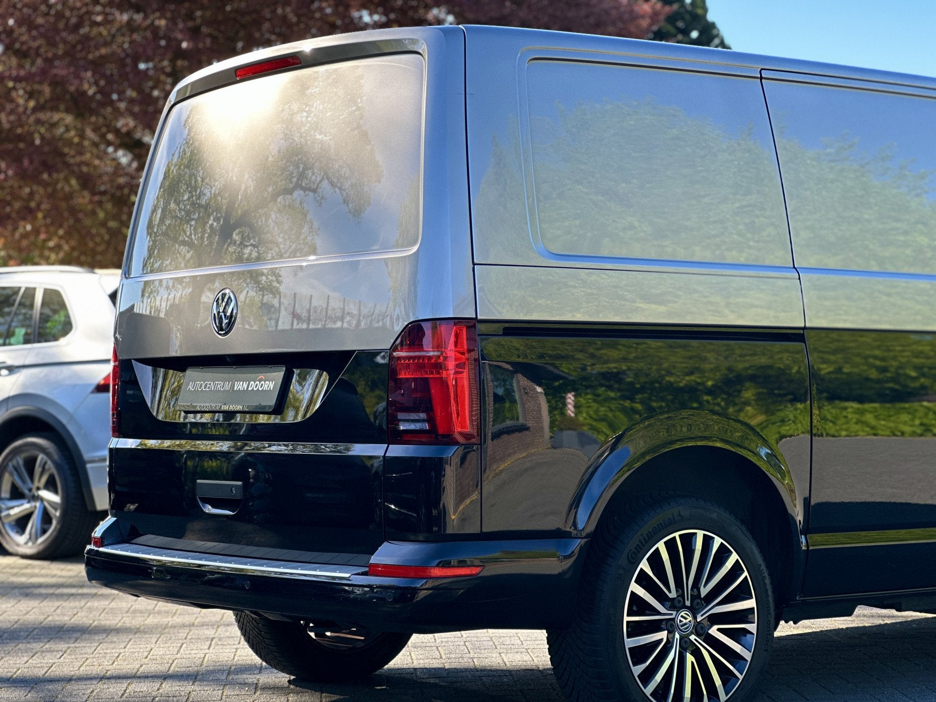 Volkswagen Transporter 2.0 TDI L1H1 | 150pk | DSG | Bulli |, Auto's, Bestelauto's, Stof, Gebruikt, 4 cilinders, 150 pk