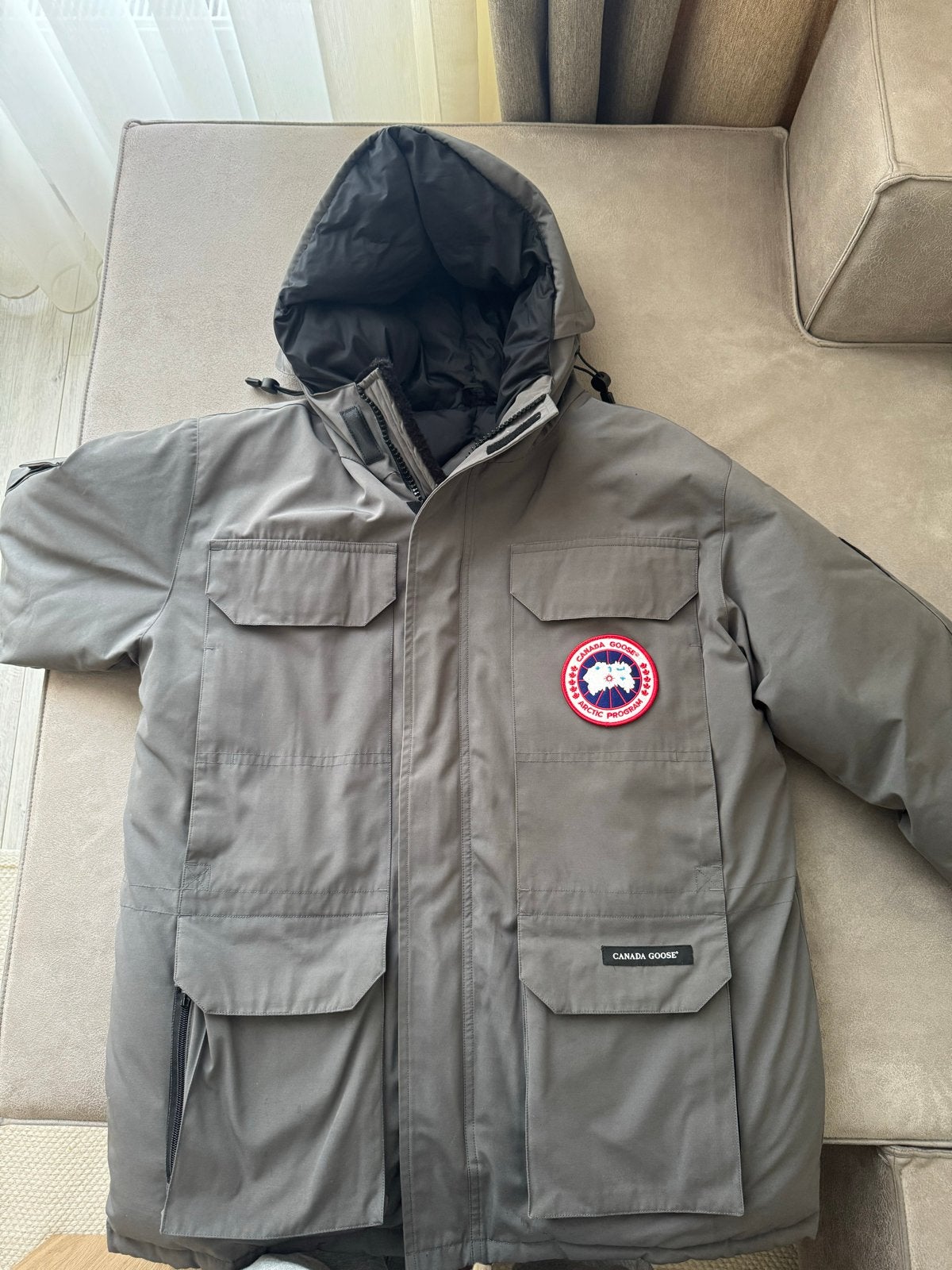 Canada Goose Expedition Parka - Maat L, Ophalen of Verzenden, Gedragen, Maat 52/54 (L), Grijs