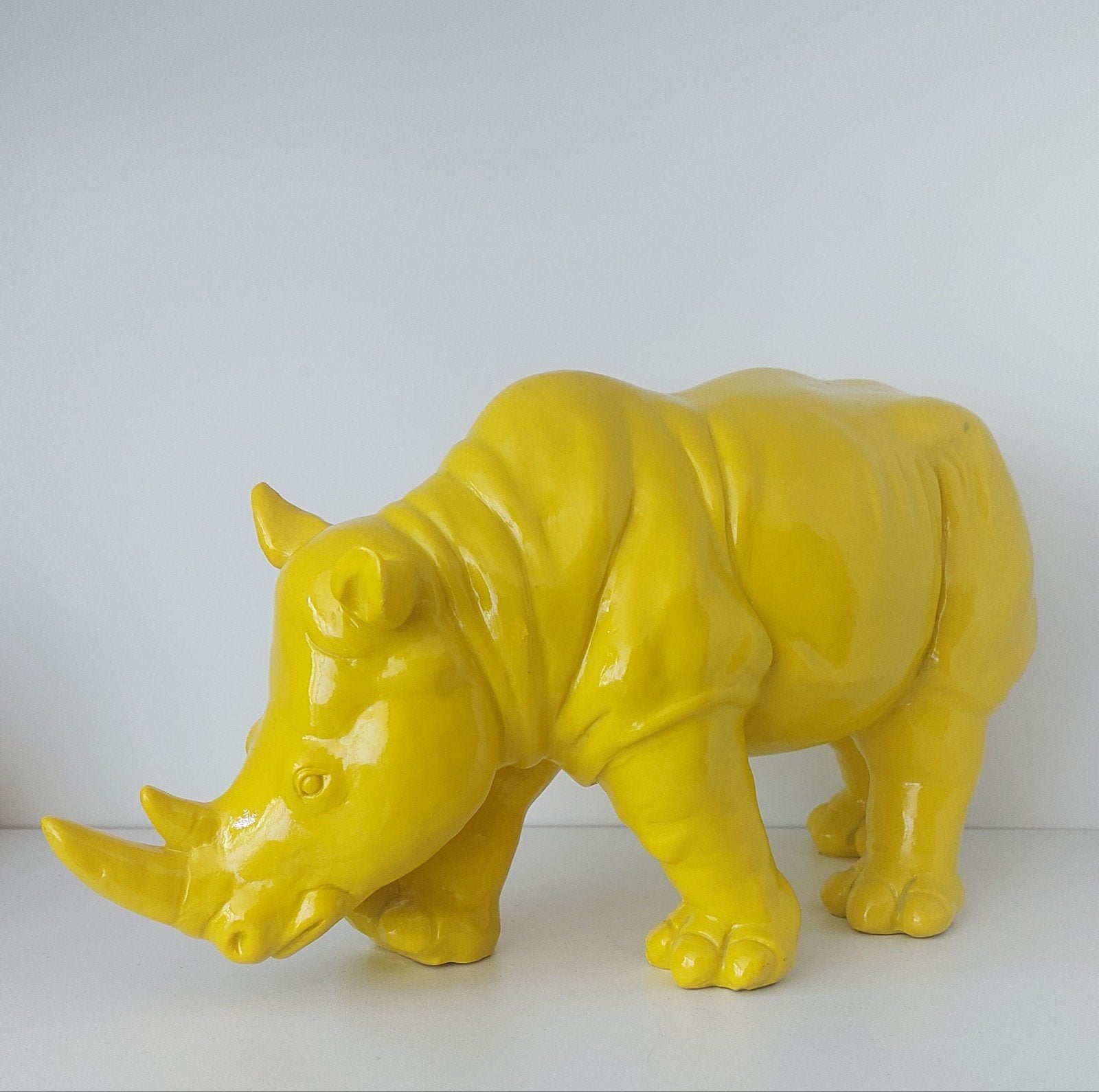 Neushoorn~knalgele kleur, Ophalen of Verzenden